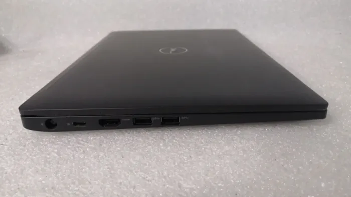 Ноутбук Б-клас Dell Latitude 7490 / 14" (1920x1080) IPS / Intel Core i5-8250U (4 (8) ядра по 1.6 - 3.4 GHz) / 8 GB DDR4 / 256 GB SSD / Intel UHD Graphics 620 / WebCam / Windows 10 Pro б/в - зображення 6