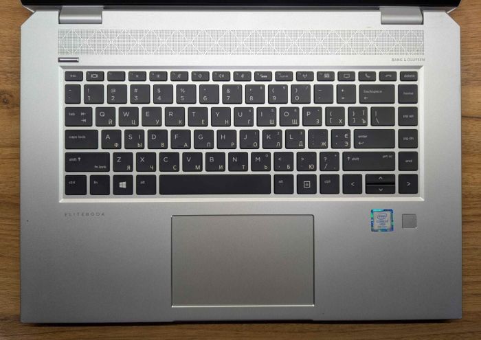 Ігровий ноутбук HP EliteBook 1050 G1 / 15.6" (1920x1080) IPS / Intel Core i7-8850H (6 (12) ядер по 2,6 - 4,3 ГГц) / 32 ГБ DDR4 / 512 ГБ SSD / nVidia GeForce GTX 1050, 4 ГБ GDDR5, 128-біт / Fingerprint / WebCam / Windows 10 б/в - изображение 3