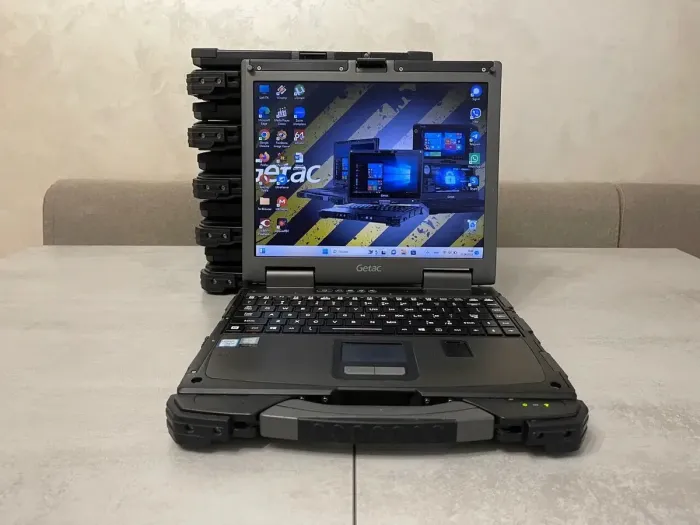 Захищений ноутбук Getac B300 G6 / 13.3" (1024x768) TN Touch / Intel Core i7-6500U (2 (4) ядра по 2.5 - 3.1 GHz) / 16 GB DDR4 / 256 GB SSD / Intel HD Graphics 520 / DVD-RW / Fingerprint / 4G LTE / GPS б/в - зображення 2