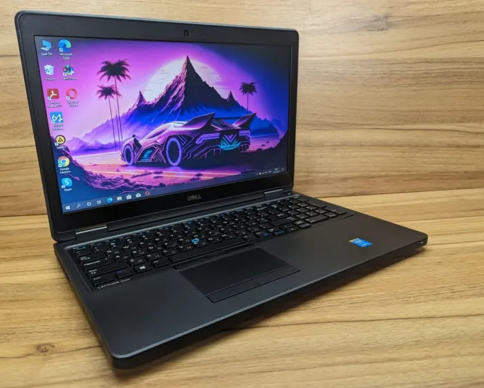 Ноутбук Б-клас Dell Latitude E5550 / 15.6" (1366x768) TN / Intel Core i7-5600U (2 (4) ядра по 2.6 - 3.2 GHz) / 8 GB DDR3 / 240 GB SSD / Intel HD Graphics 5500 / WebCam / Windows 10 б/в - зображення 5