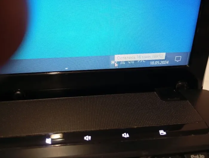 Ноутбук Б-клас Lenovo IdeaPad G560 / 15.6" (1366x768) TN / Intel Pentium P6100 (2 ядра по 2.0 GHz) / 4 GB DDR3 / 500 GB HDD / nVidia GeForce 310M, 512 MB GDDR3, 64-bit / WebCam / DVD-ROM б/в - зображення 10