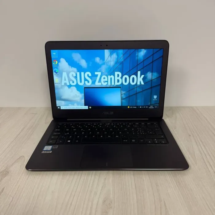 Ультрабук Б-клас Asus ZenBook UX305CA / 13.3" (1920x1080) IPS / Intel Core m3-6Y30 (2 (4) ядра по 0.9 - 2.2 GHz) / 8 GB DDR3 / 256 GB SSD NVMe / Intel UHD Graphics 620 / WebCam б/в - зображення 2