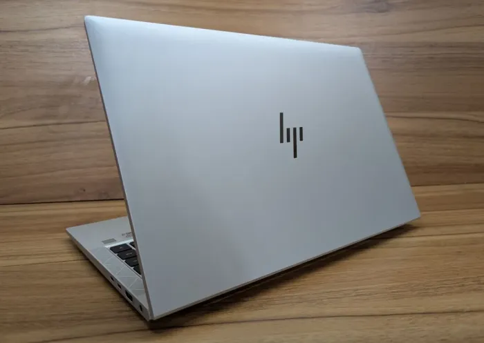 Ультрабук HP EliteBook 840 G7 / 14" (1920x1080) IPS / Intel Core i7-10610U (4 (8) ядра по 1.8 - 4.9 GHz) / 16 GB DDR4 / 512 GB SSD / Intel UHD Graphics / WebCam / TouchID / Windows 10 б/в - зображення 7