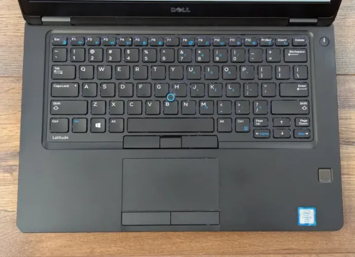 Ультрабук Dell Latitude 5480 / 14" (1920x1080) IPS / Intel Core i5-6300U (2 (4) ядра по 2.4 - 3.0 GHz) / 8 GB DDR4 / 256 GB SSD / Intel HD Graphics 520 / WebCam / HDMI / Windows 10 б/в - зображення 3