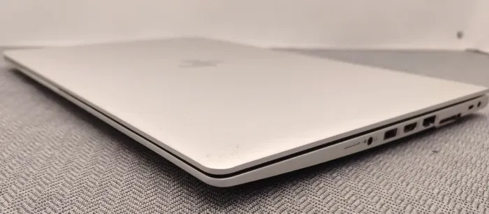 Ультрабук HP EliteBook 850 G6 / 15.6" (1920x1080) IPS / Intel Core i5-8365U (4 (8) ядра по 1.6 - 4.1 GHz) / 8 GB DDR4 / 256 GB SSD M.2 / Intel UHD Graphics 620 / WebCam б/в - зображення 6