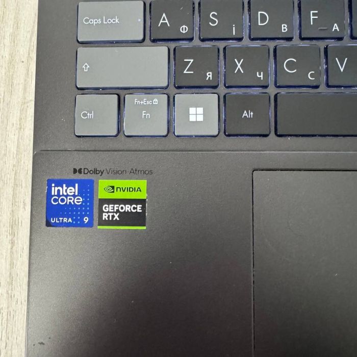 Ігровий ноутбук Б-класу Asus Vivobook Pro 15 OLED N6506MU / 15,6" (2560x1440) OLED / Intel Core Ultra 9 185H (16 (22) ядер по 2,3 - 5,1 ГГц) / 24 ГБ DDR5 / 2000 ГБ SSD NVMe / nVidia GeForce RTX 4060, 8 ГБ GDDR6, 128-біт / WebCam б/в - зображення 9