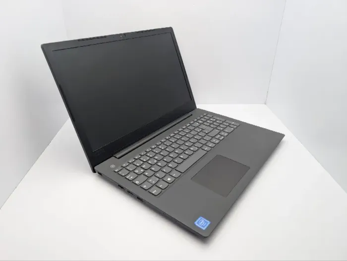 Ноутбук Lenovo IdeaPad V130-15IKB / 15.6'' (1366x768) TN / Intel Celeron 3867U (2 (4) ядра по 1.8 GHz) / 12 GB DDR4 / 500 GB SSD / Intel HD Graphics 610 / WebCam б/в - зображення 6