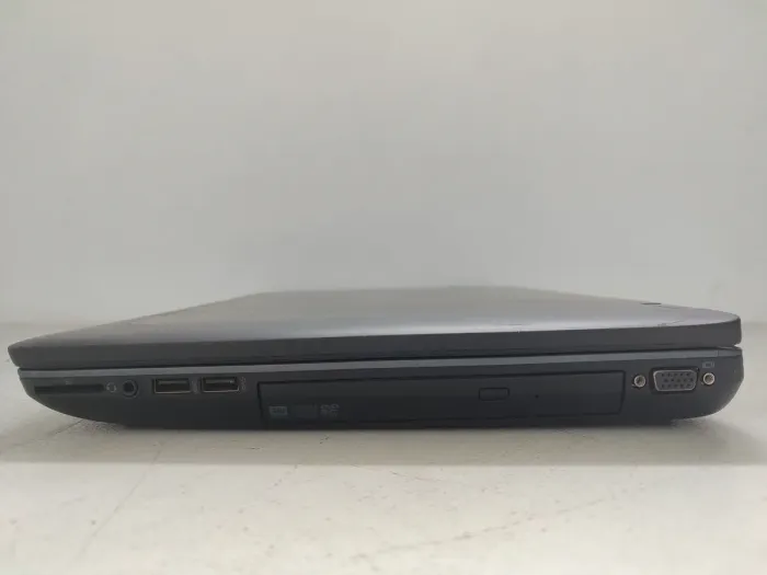 Мобільна робоча станція HP ZBook 17 G1 / 17.3" (1920x1080) TN / Intel Core i7-4900MQ (4 (8) ядра по 2.8 - 3.8 GHz) / 32 GB DDR3 / 256 GB SSD / nVidia Quadro K610M, 1 GB GDDR5, 64-bit / WebCam / DVD-ROM б/в - зображення 4