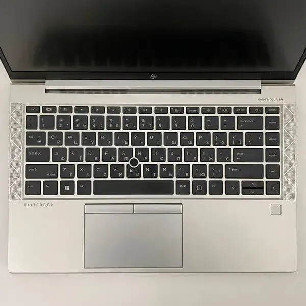 Ультрабук Б-клас HP EliteBook 840 G7 / 14" (1920x1080) IPS / Intel Core i5-10310U (4 (8) ядра по 1.7 - 4.4 GHz) / 16 GB DDR4 / 512 GB SSD / Intel UHD Graphics / WebCam / TouchID б/в - зображення 3