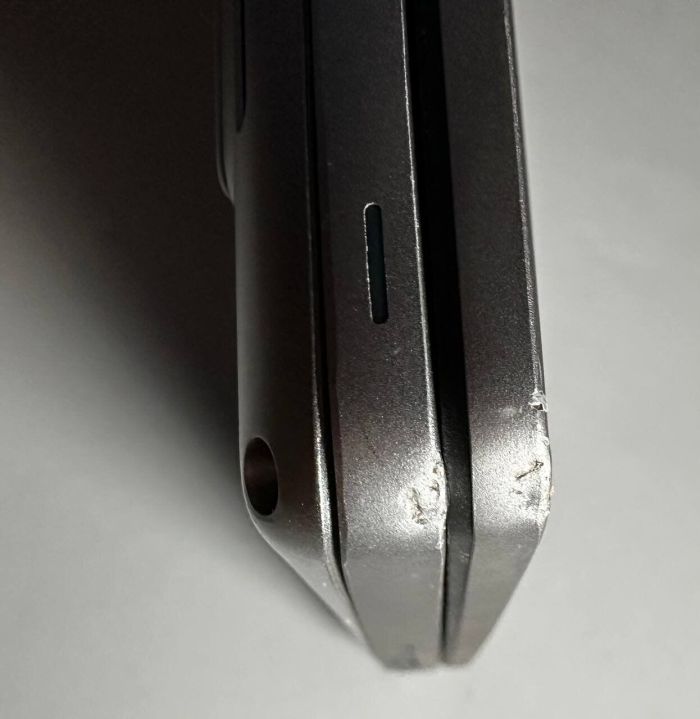 Ультрабук Б-клас Dell Latitude 5520 / 15,6" (1920x1080) IPS / Intel Core i7-1185G7 (4 (8) ядра по 3,0 - 4,8 ГГц) / 16 ГБ DDR4 / 512 ГБ SSD / Intel Iris Xe Graphics / WebCam б/в - зображення 3