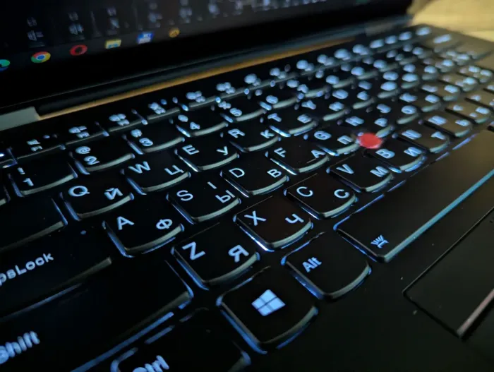 Ноутбук-трансформер Б-клас Lenovo ThinkPad x1 Carbon 3rd / 14" (1920x1080) IPS Touch / Intel Core i7-8550U (4 (8) ядра по 1.8 - 4.0 GHz) / 8 GB DDR3 / 512 GB SSD / Intel UHD Graphics 620 / WebCam / TouchID / Windows 10 б/в - зображення 8