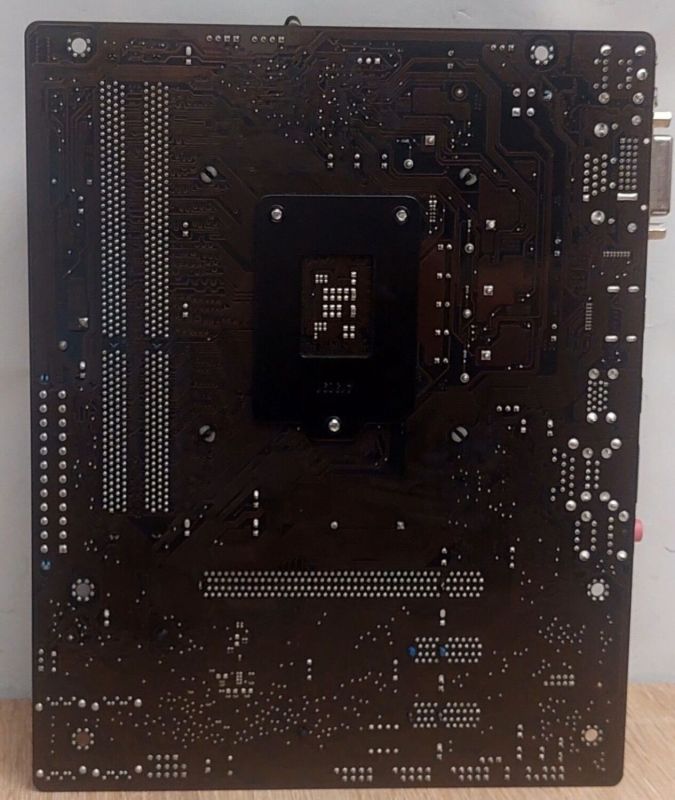 Комплект: Материнська плата Asus H61M-A / LGA1155 / Intel Core i5-3470 (4 ядра по 3.2 - 3.6 GHz) / 16 GB DDR3 / Intel HD Graphics 2500 б/в - зображення 5