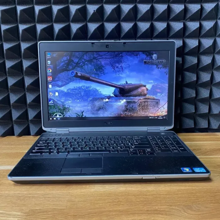 Ноутбук Dell Latitude E6530 / 15.6" (1920x1080) TN / Intel Core i5-3340M (2 (4) ядра по 2.7 - 3.4 GHz) / 8 GB DDR3 / 128 GB SSD / nVidia NVS 5200M, 1 GB GDDR5, 64-bit / WebCam / DVD-ROM б/в - зображення 2