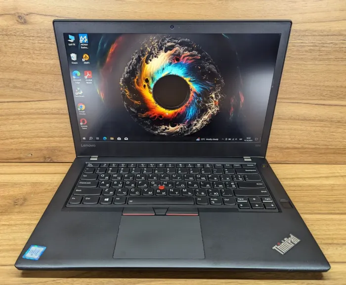 Ультрабук Б-клас Lenovo ThinkPad T470 / 14" (1920x1080) IPS / Intel Core i5-6300U (2 (4) ядра по 2.4 - 3.0 GHz) / 8 GB DDR4 / 256 GB SSD / Intel HD Graphics 520 / WebCam / Fingerprint / Windows 10 б/в - зображення 2