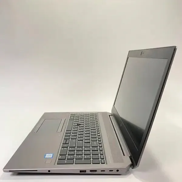 Мобільна робоча станція HP ZBook 15 G5 / 15.6" (1920x1080) IPS / Intel Core i7-8850H (6 (12) ядер по 2.6 - 4.3 GHz) / 32 GB DDR4 / 512 GB SSD / nVidia Quadro P1000, 4 GB GDDR5, 256-bit / WebCam / Fingerprint б/в - зображення 2