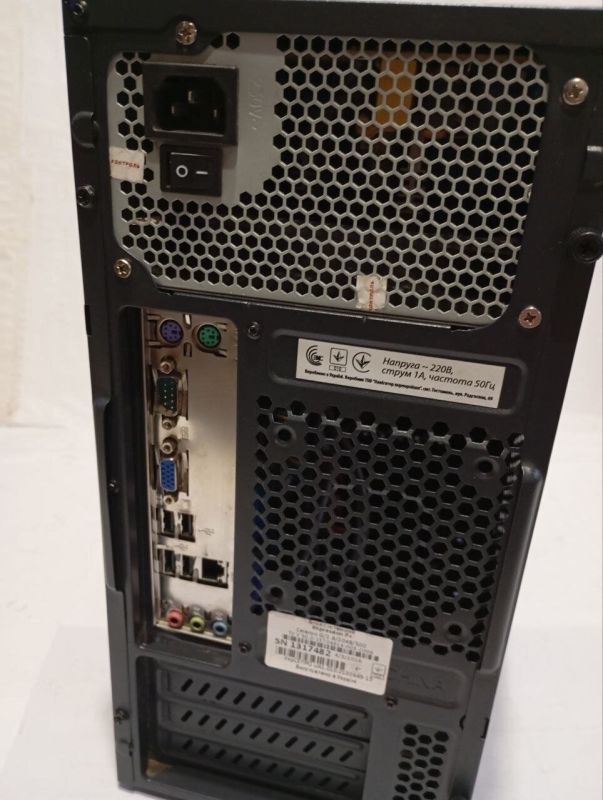ПК DTS TD-106 Tower / Intel Core 2 Quad Q8200 (4 ядра по 2.33 GHz) / 8 GB DDR3 / 128 GB SSD / Intel GMA 4500 / 350W б/в - зображення 4