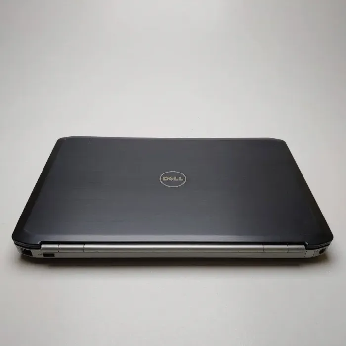 Ноутбук Dell Latitude E5520 / 15.6" TN / Intel Core i5-2410M (2(4) ядра по 2.3-2.9 GHz) / 8GB DDR3 / 480GB SSD / HD Graphics 3000 / WebCam / DVD-ROM / Win 10 Pro б/в - зображення 3