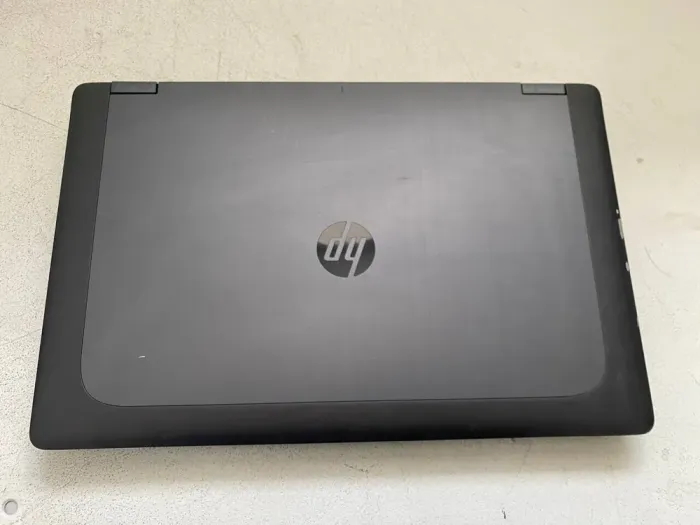 Мобільна робоча станція HP ZBook 17 G2 / 17.3" (1920x1080) TN / Intel Core i7-4710MQ (4 (8) ядра по 2.5 - 3.5 GHz) / 32 GB DDR3 / 240 GB SSD / nVidia Quadro K3100M, 4 GB GDDR5, 256-bit / WebCam б/в - зображення 7