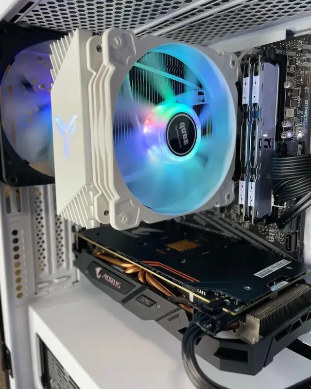 Игровой ПК 1Stplayer D3-A-G7-MAX-WH Tower / AMD Ryzen 7 1700 (8 (16) ядер по 3.0-3.7 GHz) / 16 GB DDR4 / 80 GB SSD / Gigabyte Radeon RX 570 Aorus, 4 GB GDDR5, 256-bit / 600W б/в - зображення 5