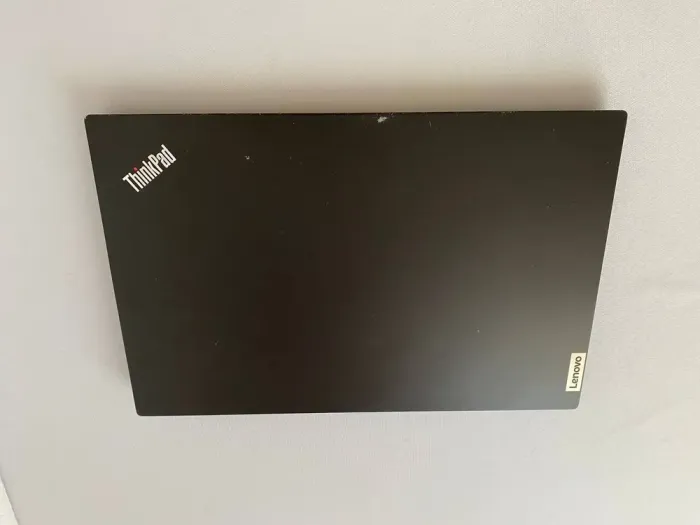 Ноутбук Б-клас Lenovo ThinkPad E15 Gen 2 / 15.6" (1920x1080) TN / AMD Ryzen 5 4500U (6 ядер по 2.3 - 4.0 GHz) / 8 GB DDR4 / 512 GB SSD / AMD Radeon Graphics / WebCam / HDMI б/в - зображення 8