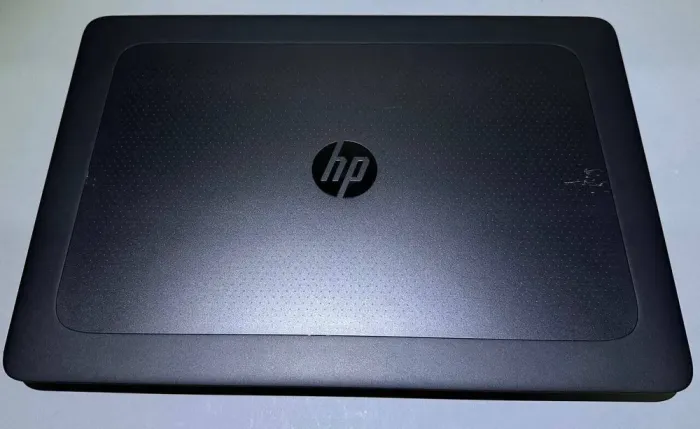 Ноутбук HP ZBook 15 G3 / 15.6" (1920x1080) TN / Intel Core i7-6820HQ (4 (8) ядра по 2.7 - 3.6 GHz) / 16 GB DDR4 / 256 GB SSD / Intel HD Graphics 530 / Windows 10 Pro б/в - зображення 4