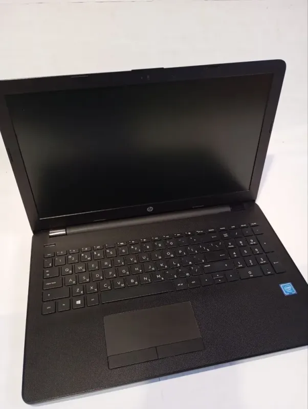 Ноутбук Б-клас HP 15-ra047ur / 15.6" (1366x768) TN / Intel Celeron N3060 (2 ядра по 1.6 - 2.48 GHz) / 8 GB DDR3 / 256 GB SSD / Intel HD Graphics / WebCam / АКБ не держит б/в - зображення 3