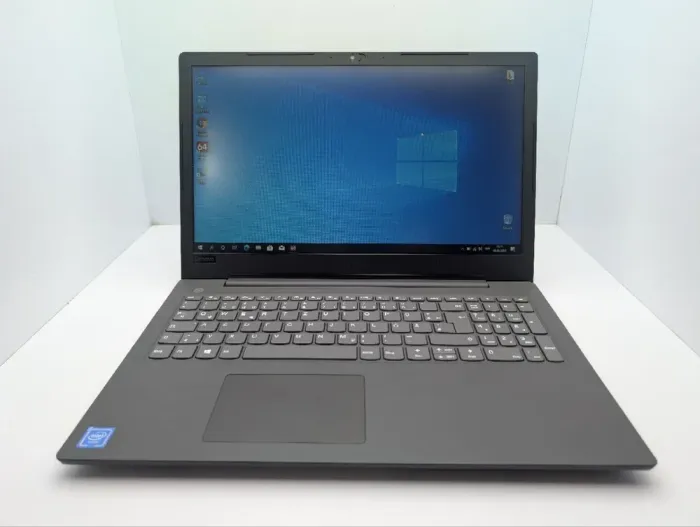 Ноутбук Lenovo IdeaPad V130-15IKB / 15.6'' (1366x768) TN / Intel Celeron 3867U (2 (4) ядра по 1.8 GHz) / 12 GB DDR4 / 500 GB SSD / Intel HD Graphics 610 / WebCam б/в - зображення 2