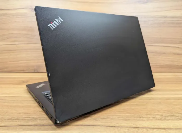 Ноутбук Б-клас Lenovo ThinkPad L13 Gen 2 / 13.3" (1920x1080) IPS / Intel Core i5-1135G7 (4 (8) ядра по 2.4 - 4.2 GHz) / 8 GB DDR4 / 512 GB SSD / Intel Iris Xe Graphics / WebCam / Windows 10 б/в - зображення 8