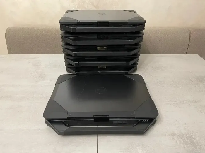 Захищений ноутбук Dell Latitude 5414 Rugged / 14" (1920x1080) IPS / Intel Core i5-6300U (2 (4) ядра по 2.4 - 3.0 GHz) / 16 GB DDR4 / 240 GB SSD NEW / Intel HD Graphics 520 / WebCam / HDMI / 4G LTE б/в - зображення 8
