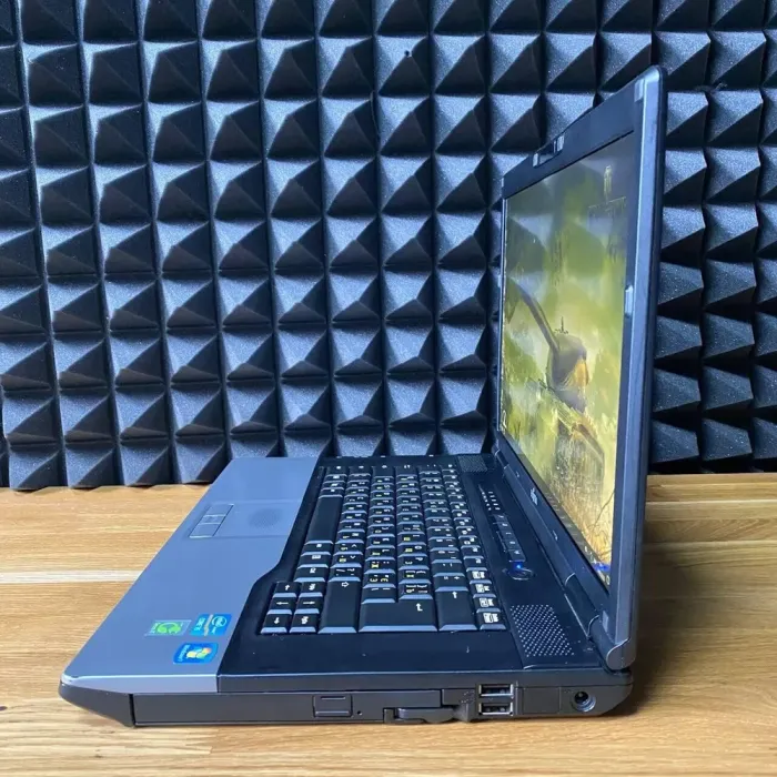 Ноутбук Fujitsu LifeBook E752 / 15.6" (1600x900) TN / Intel Core i5-3210M (2 (4) ядра по 2.5 - 3.1 GHz) / 8 GB DDR3 / 128 GB SSD / Intel HD Graphics 4000 / WebCam / DVD-ROM б/в - зображення 6