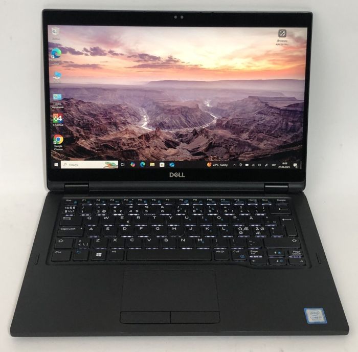 Ноутбук-трансформер Б-клас Dell Latitude 7390 2-in-1 / 13.3" (1920x1080) IPS Touch / Intel Core i7-8650U (4 (8) ядра по 1.9 - 4.2 GHz) / 16 GB DDR4 / 512 GB SSD / Intel UHD Graphics 620 / WebCam / Win 10 Pro б/в - зображення 2