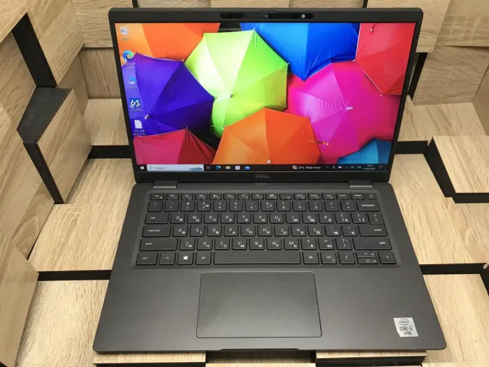 Ультрабук Б-клас Dell Latitude 7410 / 14" (1920x1080) IPS Touch / Intel Core i7-10610U (4 (8) ядра по 1.8 - 4.9 GHz) / 16 GB DDR4 / 256 GB SSD M.2 / Intel UHD Graphics / WebCam / Windows 10 б/в - зображення 2