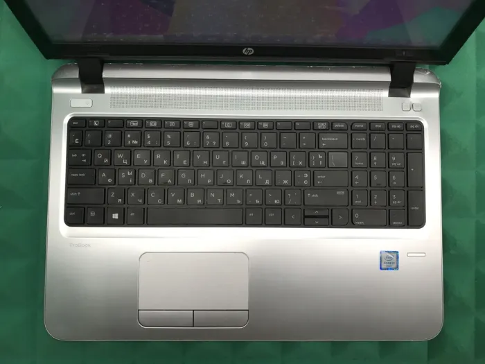 Ноутбук Б-клас HP ProBook 450 G3 / 15.6" TN Touch / Core i5-6200U (2(4) ядра по 2.3-2.8GHz) / 4GB DDR4 / 128GB SSD /HD Graphics 520 / WebCam / DVD-RW / HDMI б/в - зображення 4