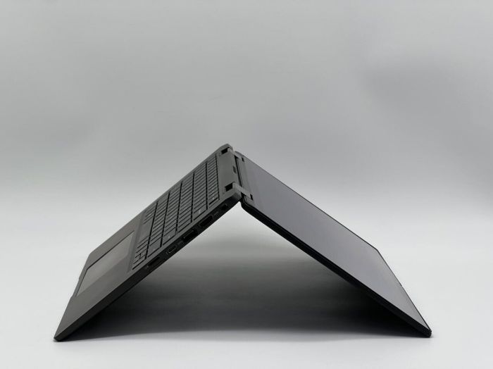 Ультрабук-трансформер Dell Latitude 7420 2-in-1 / 14" (1920x1080) IPS Touch / Intel Core i7-1185G7 (4 (8) ядра по 1.2 - 4.8 GHz) / 16 GB DDR4 / 240 GB SSD / Intel Iris Xe Graphics / WebCam б/в - зображення 5