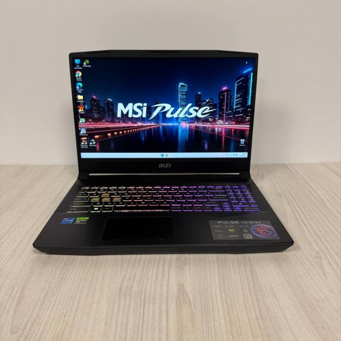 Ігровий ноутбук Б-клас MSI Pulse 15 B13VGK / 15.6" (1920x1080) IPS / Intel Core i7-13700H (14 (20) ядер по 2.4 - 5.0 GHz) / 16 GB DDR5 / 512 GB SSD NVMe / nVidia GeForce RTX 4070, 8 GB GDDR6, 128-bit / WebCam б/в - зображення 2