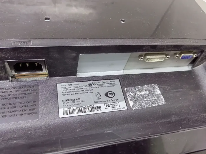 Монітор Б-клас Samsung P2350 / 23" (1920x1080) TN / 1x DVI, 1x VGA / VESA 75x75 / Кабелі в комплекті б/в - зображення 6