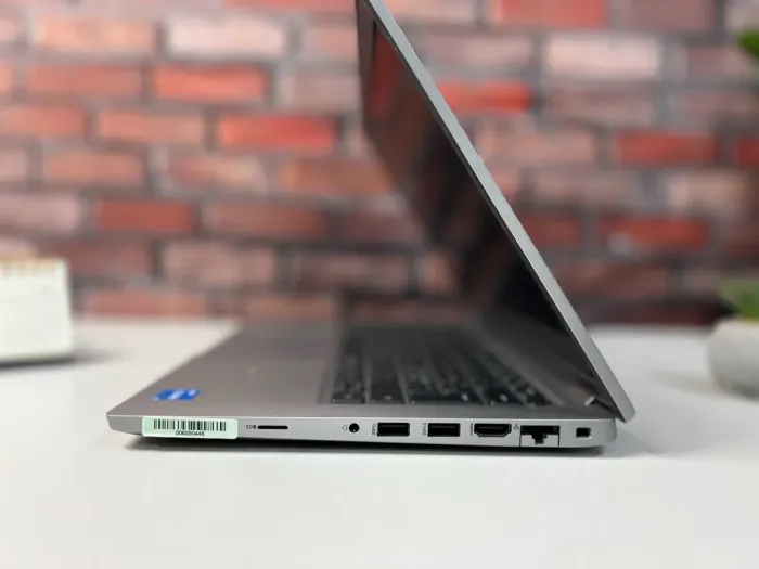 Ультрабук Dell Latitude 5420 / 14" (1920x1080) IPS / Intel Core i3-1125G4 (4 (8) ядра по 2.0 - 3.7 GHz) / 16 GB DDR4 / 256 GB SSD / Intel UHD Graphics / WebCam / Windows 10 Pro б/в - зображення 6