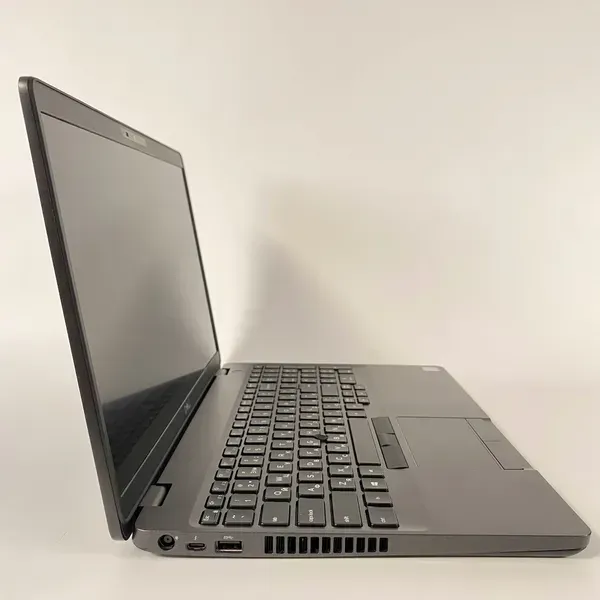 Ультрабук Dell Latitude 5500 / 15.6" (1920x1080) IPS / Intel Core i5-8365U (4 (8) ядра по 1.6 - 4.1 GHz) / 16 GB DDR4 / 256 GB SSD / Intel UHD Graphics / WebCam / HDMI б/в - зображення 4