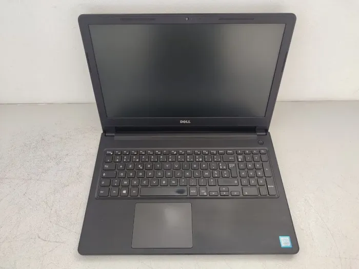 Ноутбук Dell Vostro 3568 / 15.6" (1366x768) TN / Intel Core i5-7200U (2 (4) ядра по 2.5 - 3.1 GHz) / 8 GB DDR3 / 240 GB SSD / Intel HD Graphics 620 / WebCam / DVD-ROM б/в - зображення 2