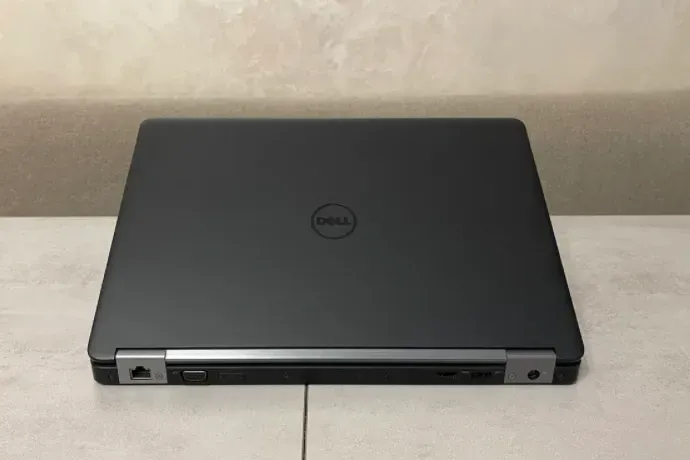 Ультрабук Dell Latitude E5470 / 14" (1366x768) TN / Intel Core i5-6300U (2 (4) ядра по 2.4 - 3.0 GHz) / 8 GB DDR4 / 128 GB SSD / Intel HD Graphics 520 / WebCam / HDMI б/в - зображення 8