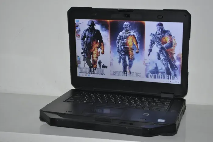 Захищений ноутбук Б-клас Dell Latitude 5414 Rugged / 14" (1366x768) TN / Intel Core i5-6300U (2 (4) ядра по 2.4 - 3.0 GHz) / 8 GB DDR4 / 120 GB SSD / Intel HD Graphics 520 / WebCam / Windows 11 Pro б/в - зображення 3