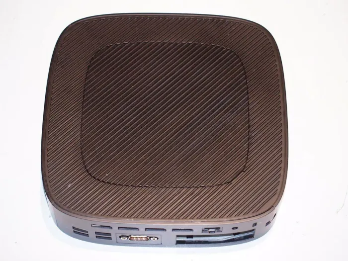 Неттоп HP t740 Thin Client USFF / AMD Ryzen V1756B (4 (8) ядра по 3.25 - 3.6 GHz) / 16 GB DDR4 / 512 GB SSD M.2 / AMD Radeon RX Vega 8 / 120W б/в - зображення 8