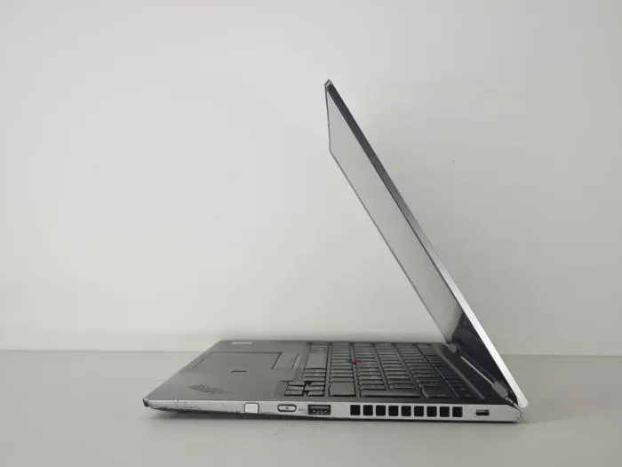 Ультрабук-трансформер Б-клас Lenovo Thinkpad X1 Yoga Gen 5 / 14" (1920x1080) IPS Touch / Intel Core i5-10310U (4 (8) ядра по 1.7 - 4.4 GHz) / 16 GB DDR4 / 256 GB SSD / Intel UHD Graphics / WebCam б/в - зображення 5