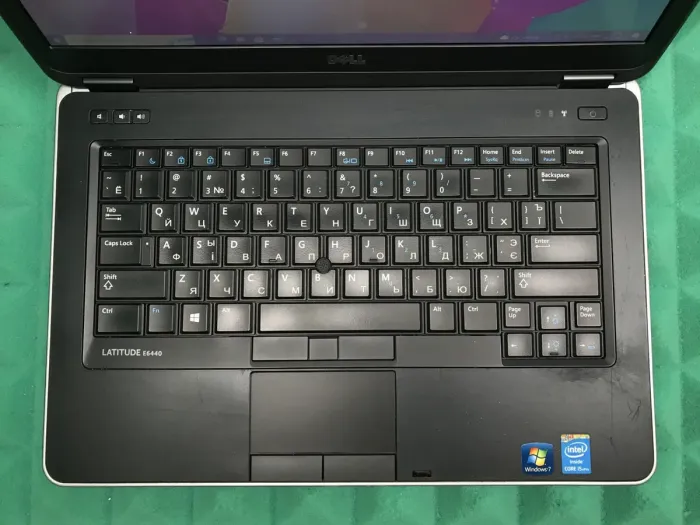 Ноутбук Б-клас Dell Latitude E6440 / 14" TN / Core i5-4300M (2(4) ядра по 2.6-3.3GHz) / 8GB DDR3 / 128GB SSD / HD Graphics 4600 / WebCam /Win 10 б/в - зображення 4