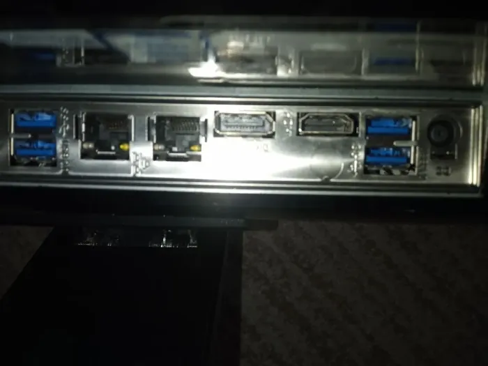 Моноблок Б-клас Terra All-in-One-PC (1009546) / 22" (1366x768) TN / Intel Core i5-6400 (4 ядра по 2.7 - 3.3 GHz) / 8 GB DDR3 / 500 GB HDD / Intel HD Graphics 530 / WebCam / DVD-RW б/в - зображення 7