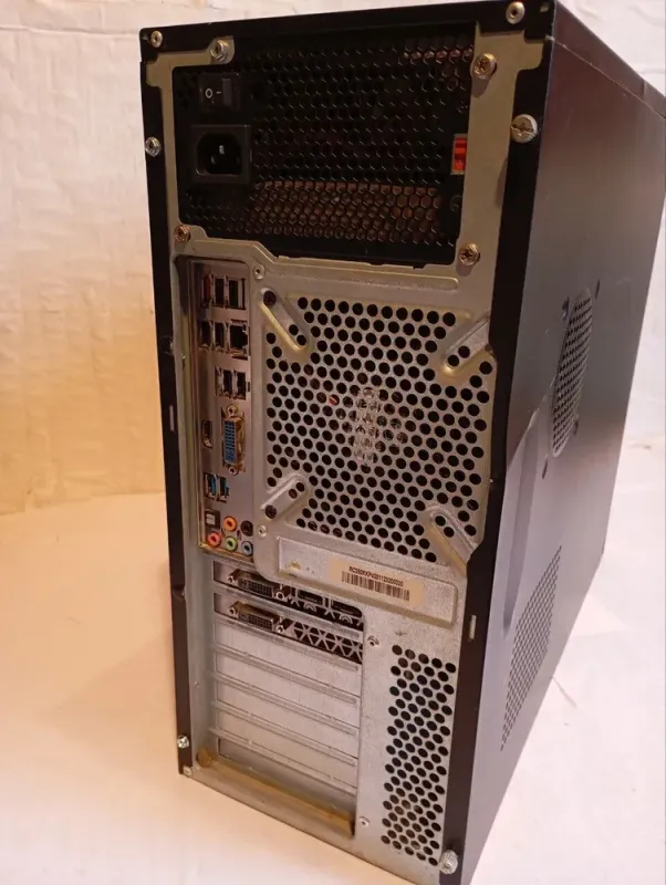 Ігровий ПК Б-клас Cooler Master CMP-350 Tower / Intel Xeon E3-1230 v2 (4 (8) ядра по 3.3 - 3.7 GHz) / 16 GB DDR3 / 240 GB SSD + 1000 GB HDD / nVidia GeForce GTX 970, 4 GB GDDR5, 256-bit / DVD-RW / 600W б/в - зображення 4