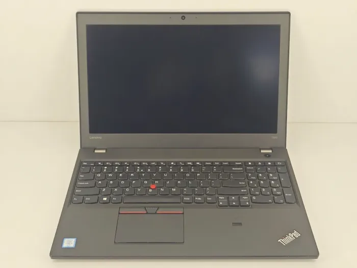 Ноутбук Lenovo ThinkPad T560 / 15.6" (1920x1080) TN / Intel Core i5-6200U (2 (4) ядра по 2.3 - 2.8 GHz) / 8 GB DDR3 / 256 GB SSD / Intel HD Graphics 520 / WebCam б/в - зображення 2