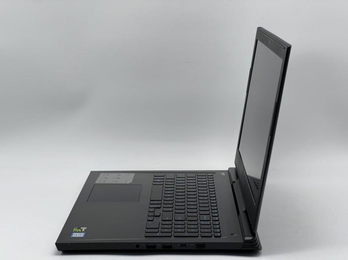 Ігровий ноутбук Dell G7 15 7588 / 15,6" (1920x1080) IPS / Intel Core i7-8750H (6 (12) ядер по 2.2 - 4.1 GHz) / 16 GB DDR4 / 480 GB SSD / nVidia GeForce GTX 1060 Max-Q, 6 GB GDDR5, 192-bit / WebCam б/в - изображение 4