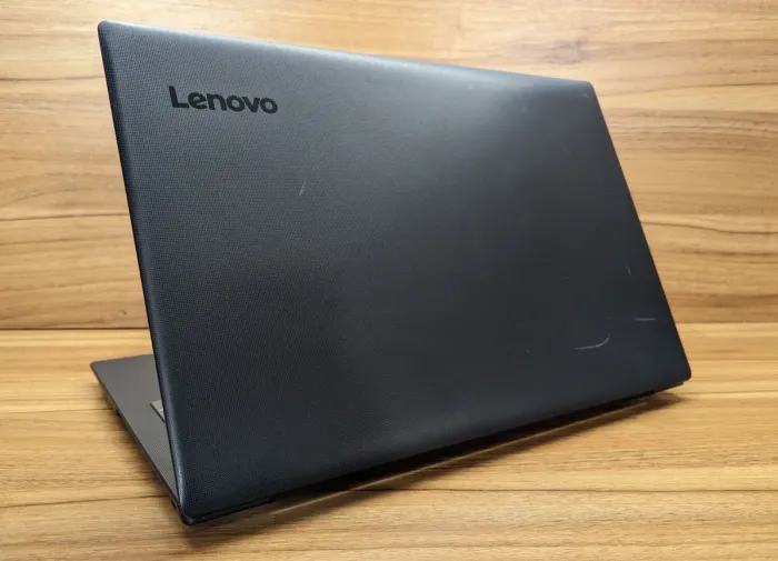 Ноутбук Б-клас Lenovo IdeaPad 130-15AST / 15.6" (1366x768) TN / AMD A9-9425 (2 ядра по 3.1 - 3.7 GHz) / 8 GB DDR4 / 240 GB SSD / AMD Radeon R5 Graphics / WebCam / Windows 10 б/в - зображення 6