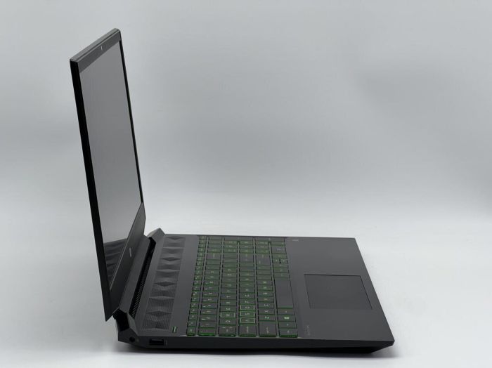 Ігровий ноутбук Б-класу HP Pavilion Gaming 15-EC0013DX / 15,6" (1920x1080) IPS / AMD Ryzen 5 3550H (4 (8) ядер по 2,1 - 3,7 ГГц) / 16 ГБ DDR4 / 480 ГБ SSD / nVidia GeForce GTX 1050, 3 ГБ GDDR5, 96-біт / Веб-камера б/в - зображення 4